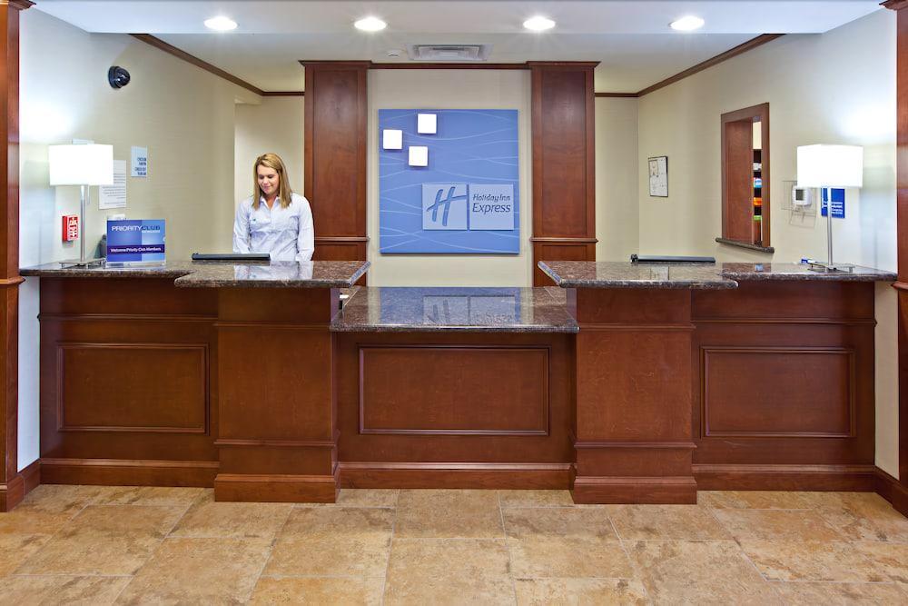 Holiday Inn Express & Suites Ripley By Ihg Exteriör bild
