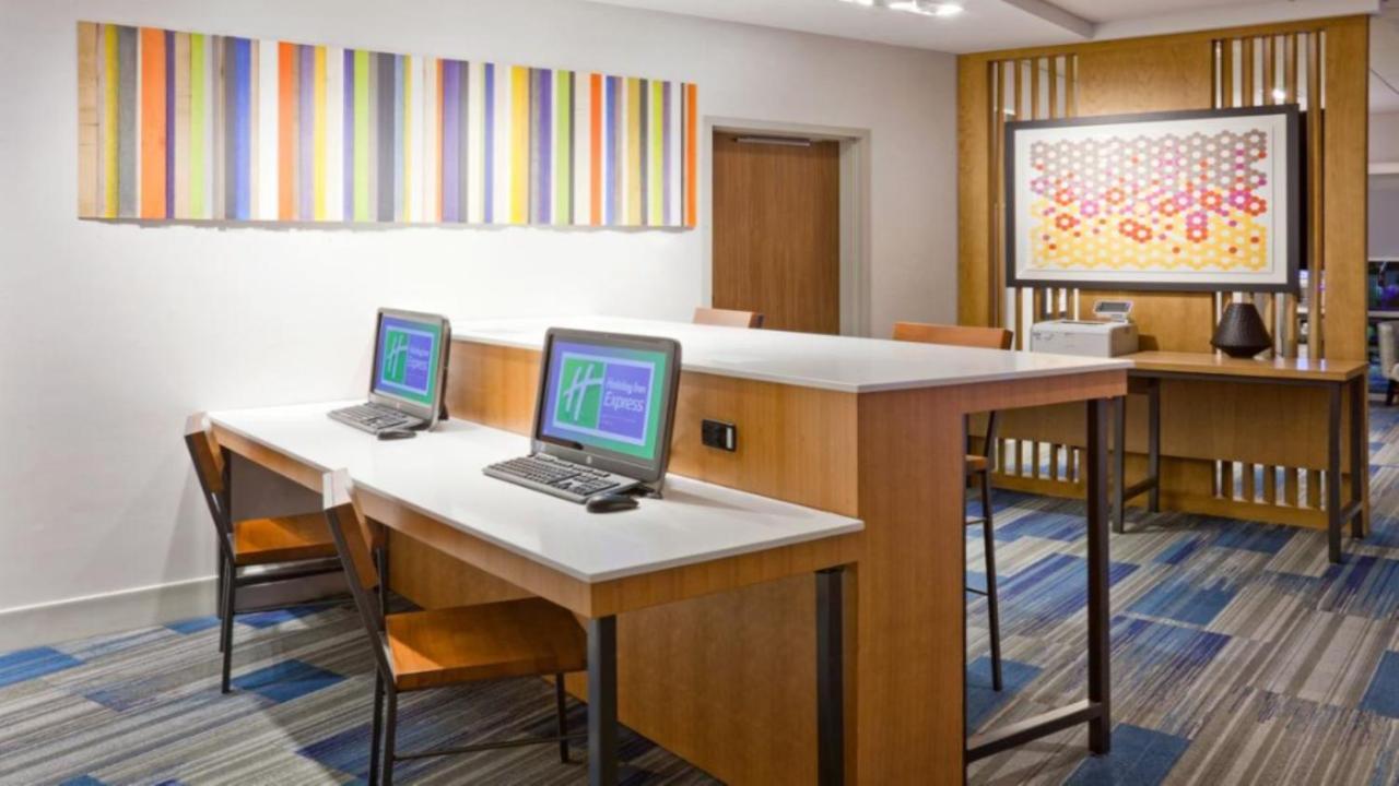 Holiday Inn Express & Suites Ripley By Ihg Exteriör bild