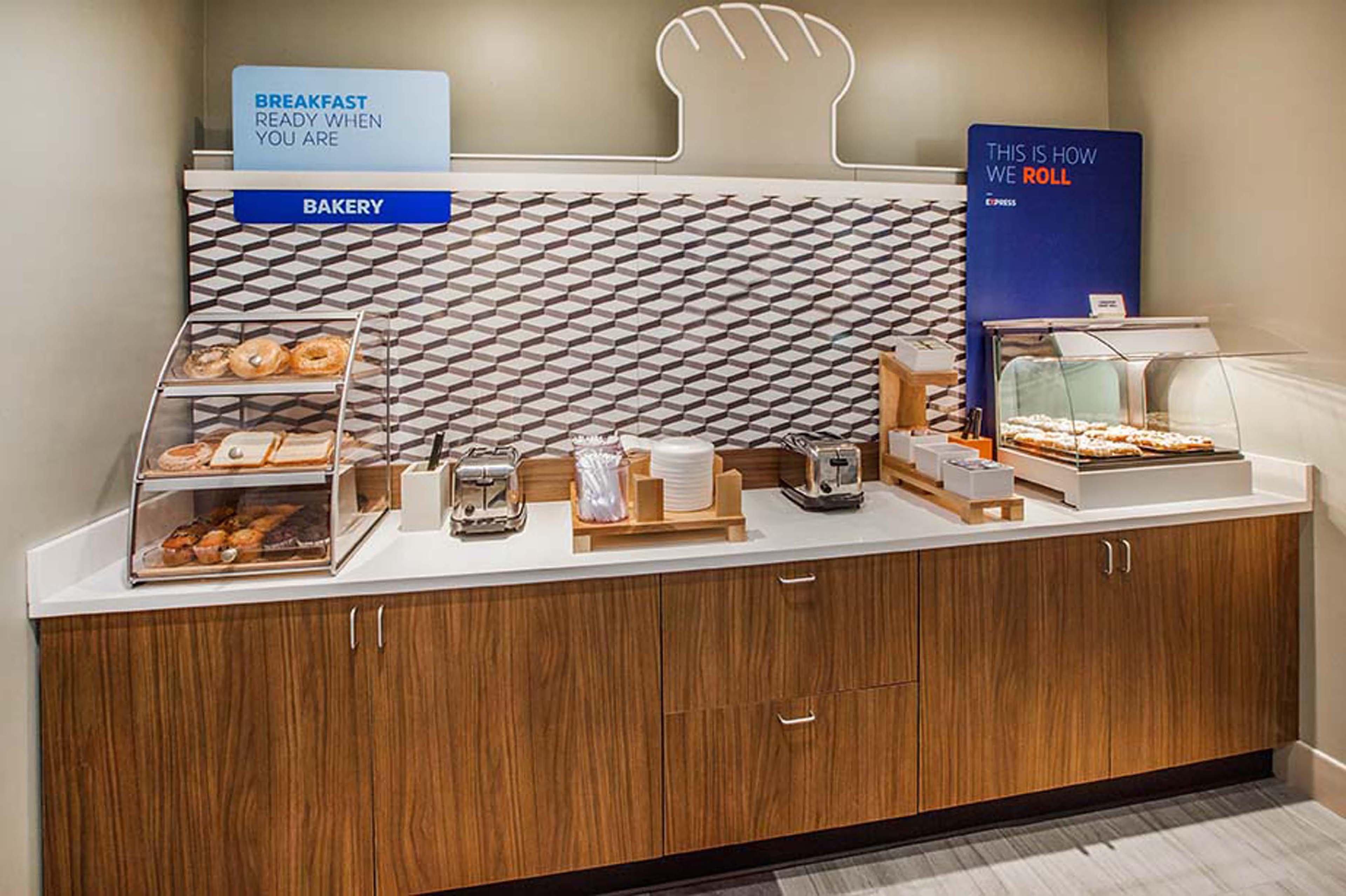 Holiday Inn Express & Suites Ripley By Ihg Exteriör bild