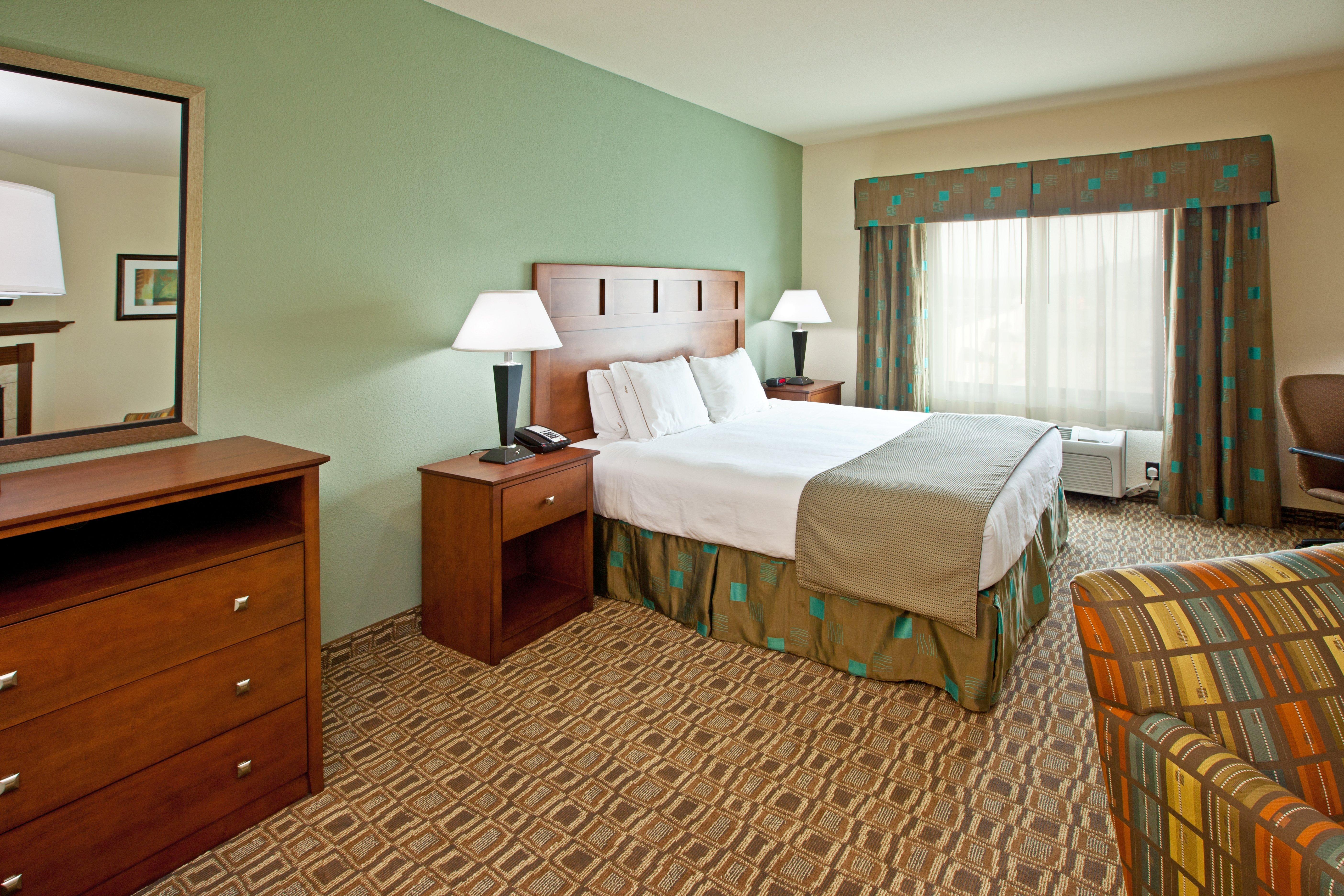 Holiday Inn Express & Suites Ripley By Ihg Rum bild