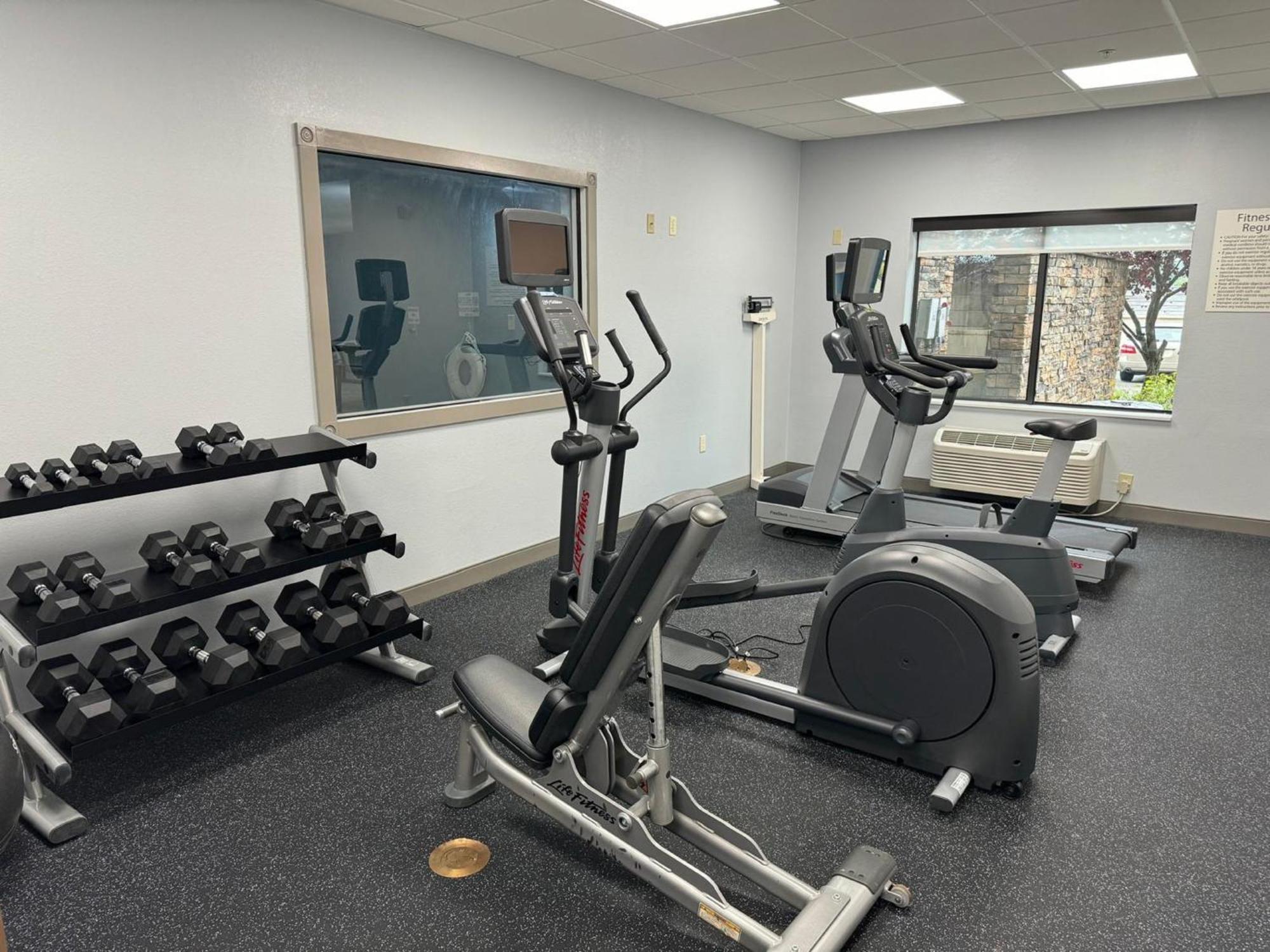Holiday Inn Express & Suites Ripley By Ihg Exteriör bild