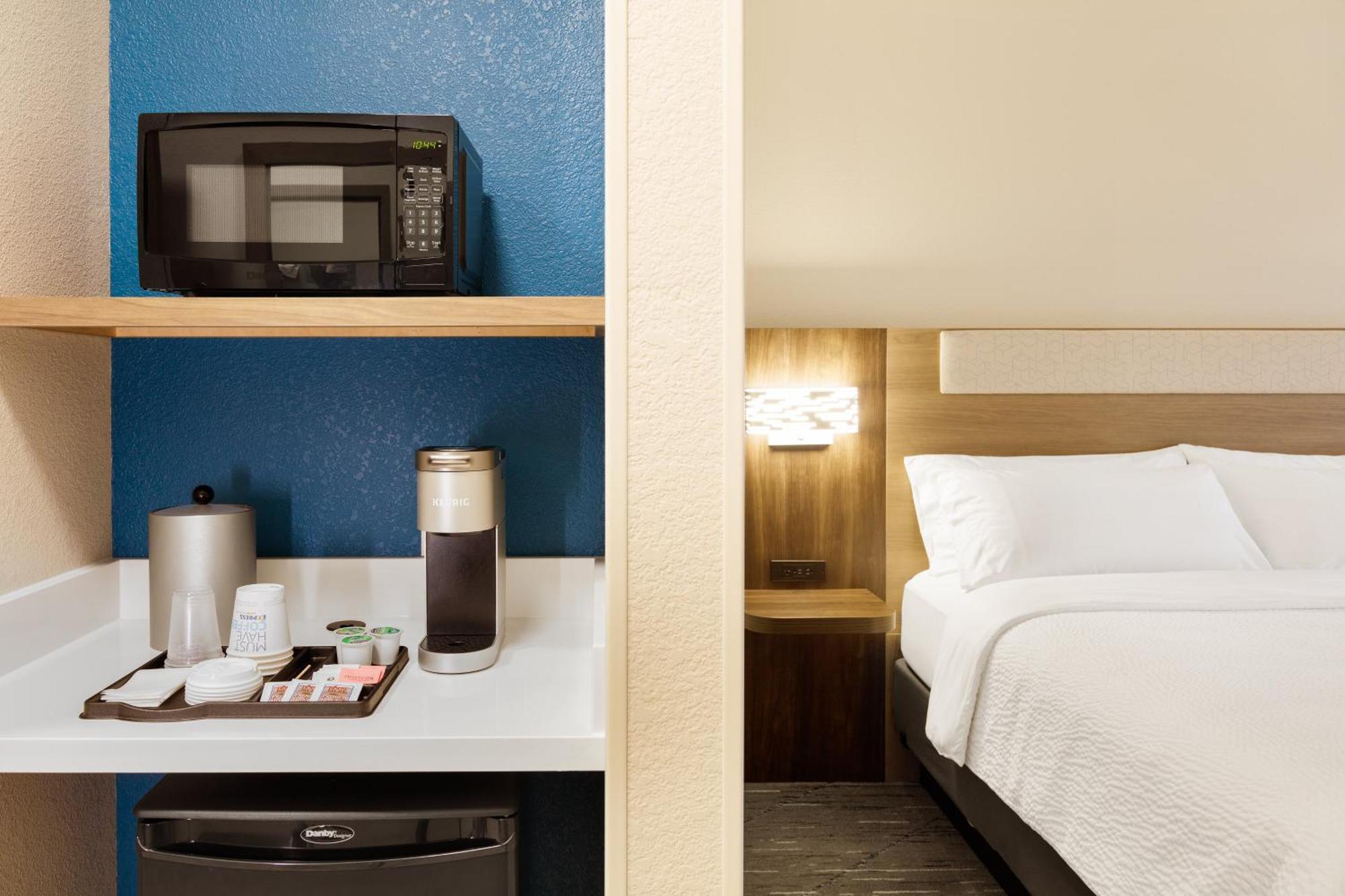 Holiday Inn Express & Suites Ripley By Ihg Exteriör bild